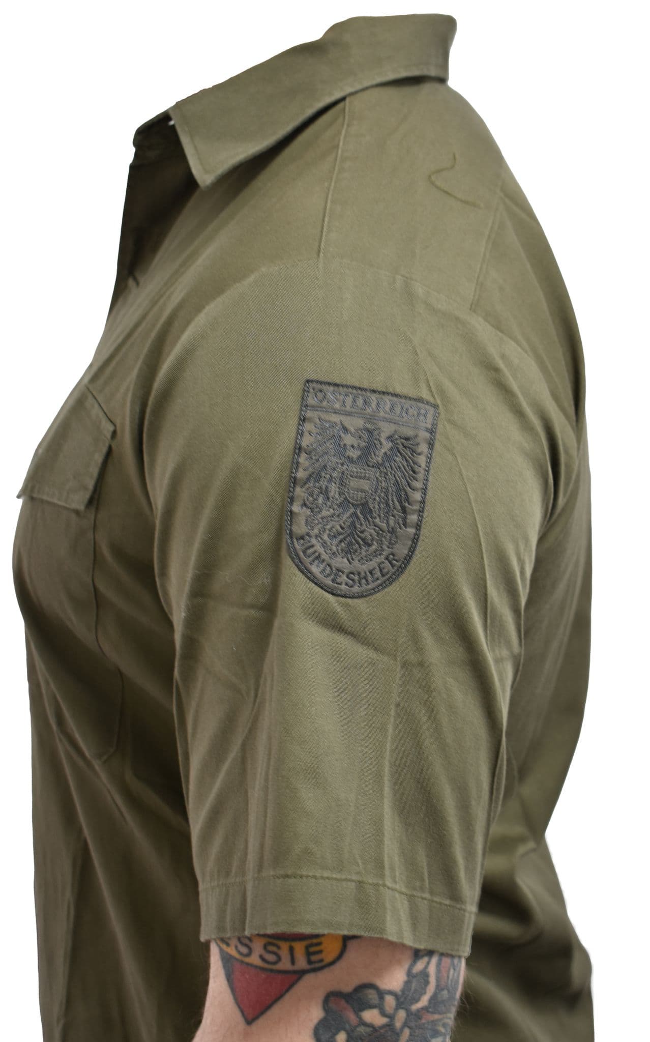 Austrian Military Lightweight Olive Green Short Sleeve Shirt - Image 3