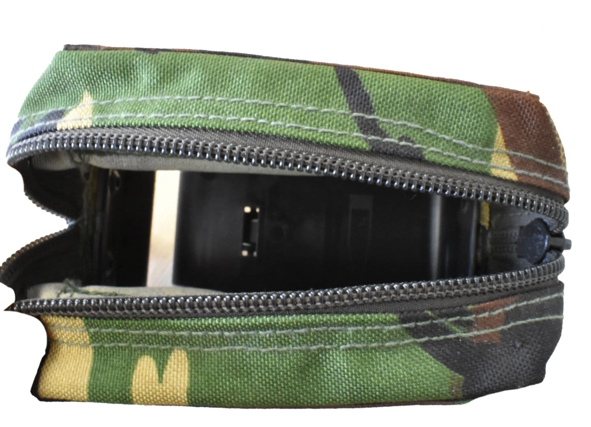 British Army MINIMI M249 SAW 100 Round Zipped Pouch - Image 4