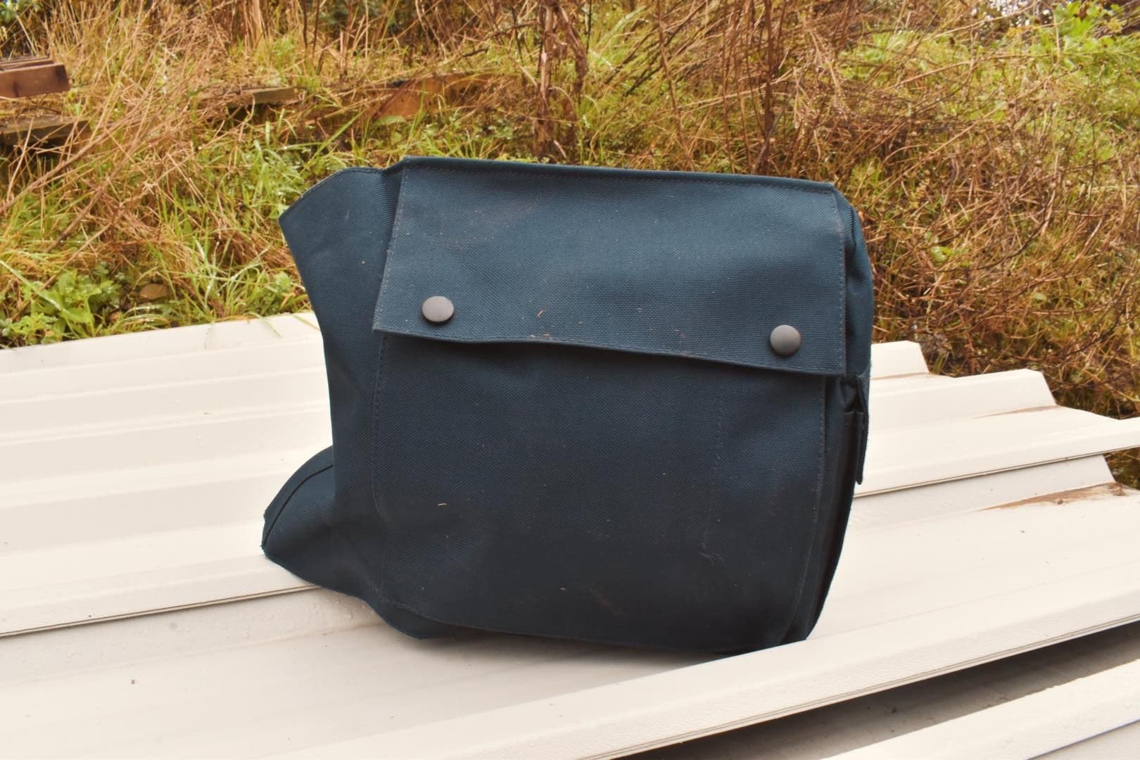 Dutch Military Respirator Gas Mask Bag - Navy Blue - Image 4