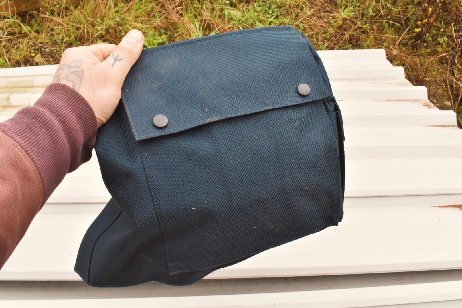 Dutch Military Respirator Gas Mask Bag - Navy Blue - Image 6
