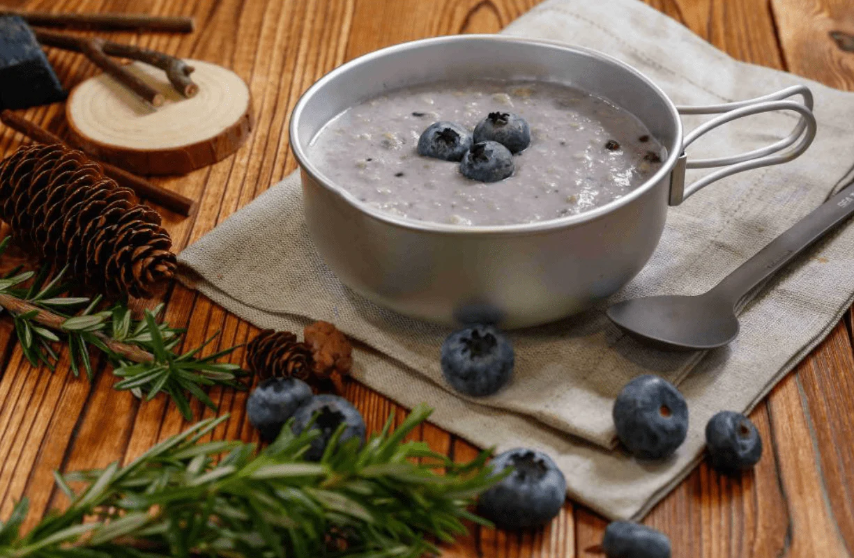 Expedition Foods Freeze Dried Meal Pouch - Breakfast Porridge With Blueberries - Various Sizes - Image 8