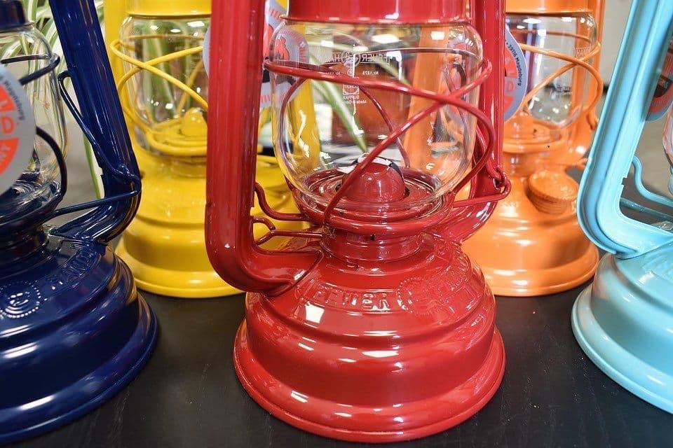 Feuerhand Baby Special 276 Hurricane Lantern - Ruby Red - Image 7