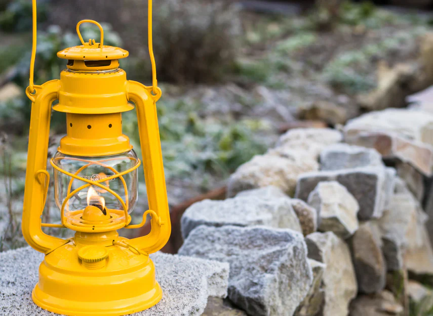 Feuerhand Hurricane Lantern Baby Special 276 - Signal Yellow - Image 2