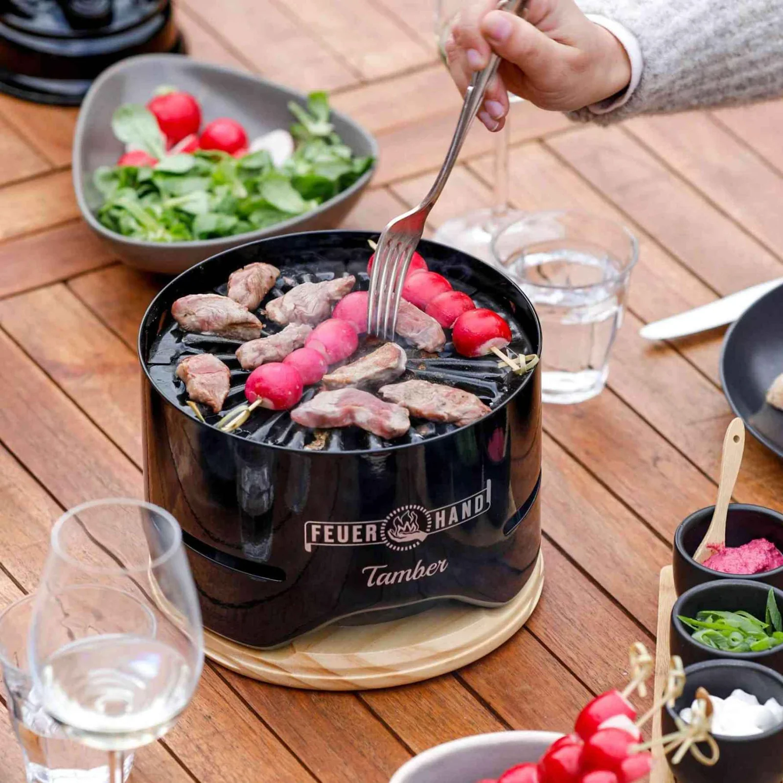 Feuerhand Tamber Table Top Grill - Jet Black - Image 2