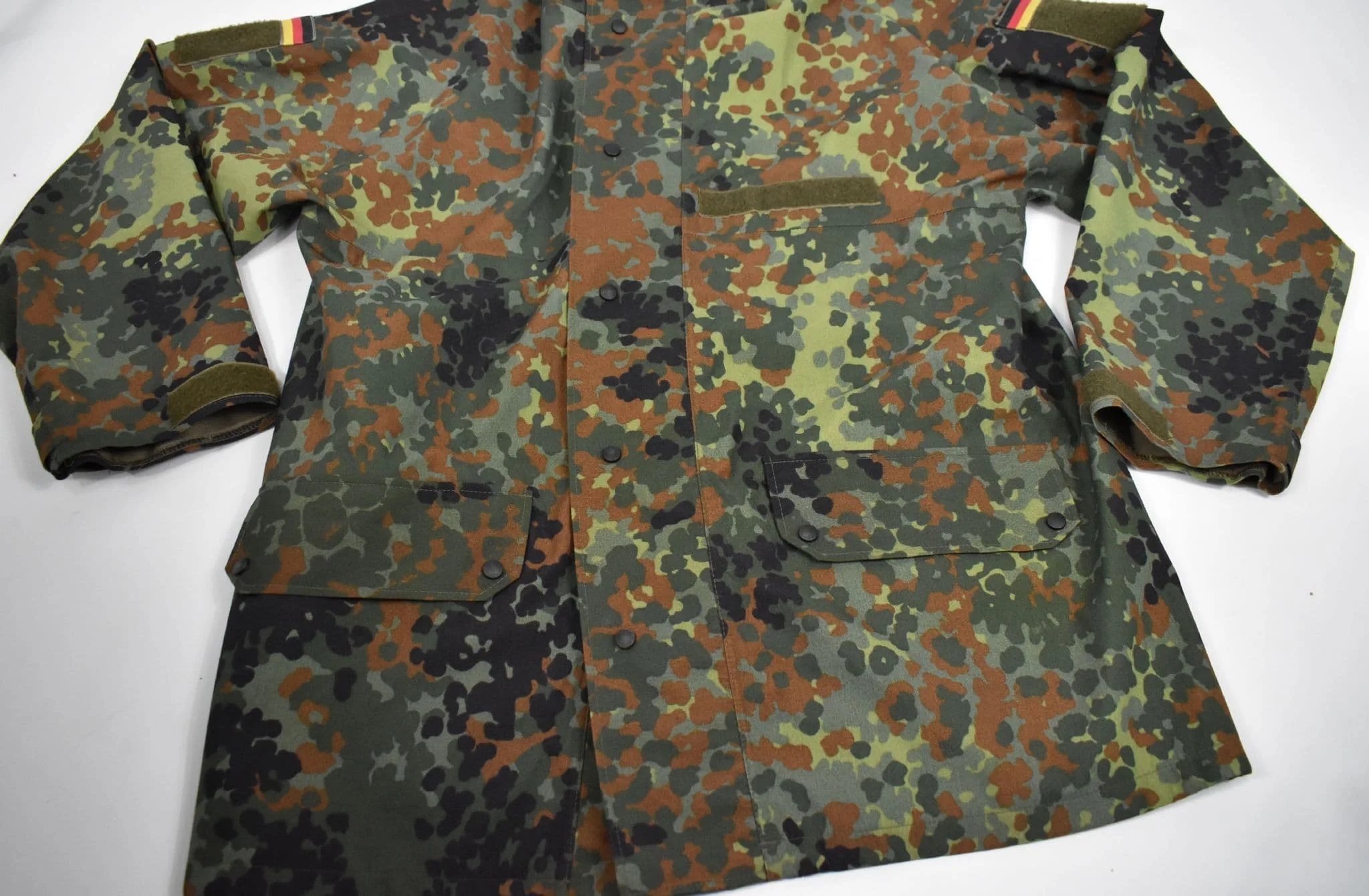 German Military Goretex Flecktarn Camo Jacket - Image 3