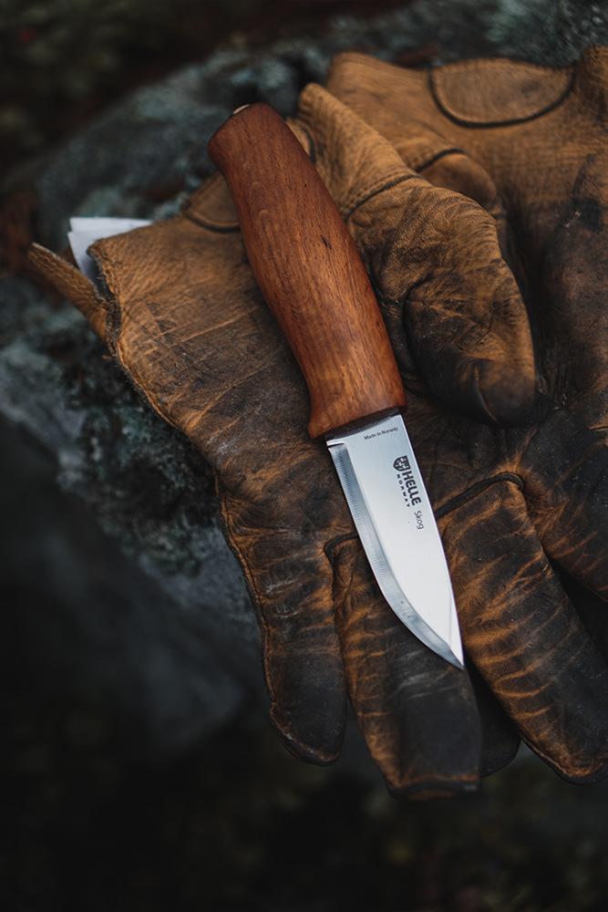 Helle Skog Bushcraft Carving Fixed Blade Knife - Image 3