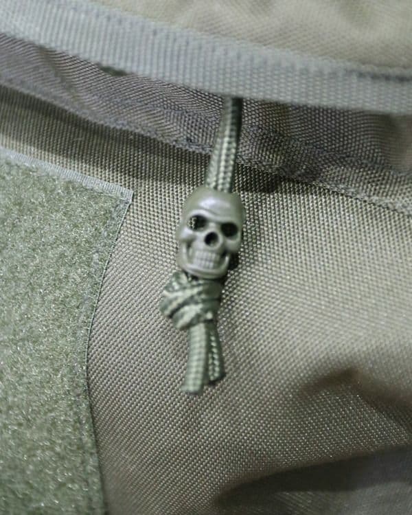 Kombat UK Skull Cord Stoppers Set - Olive - Image 3