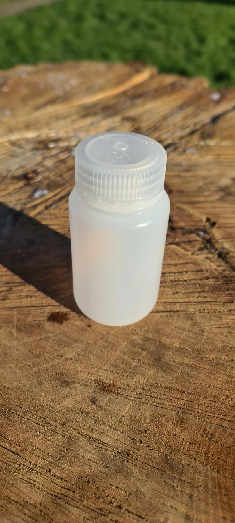 Nalgene HDPE Round Storage Bottle - 125ml - Image 2