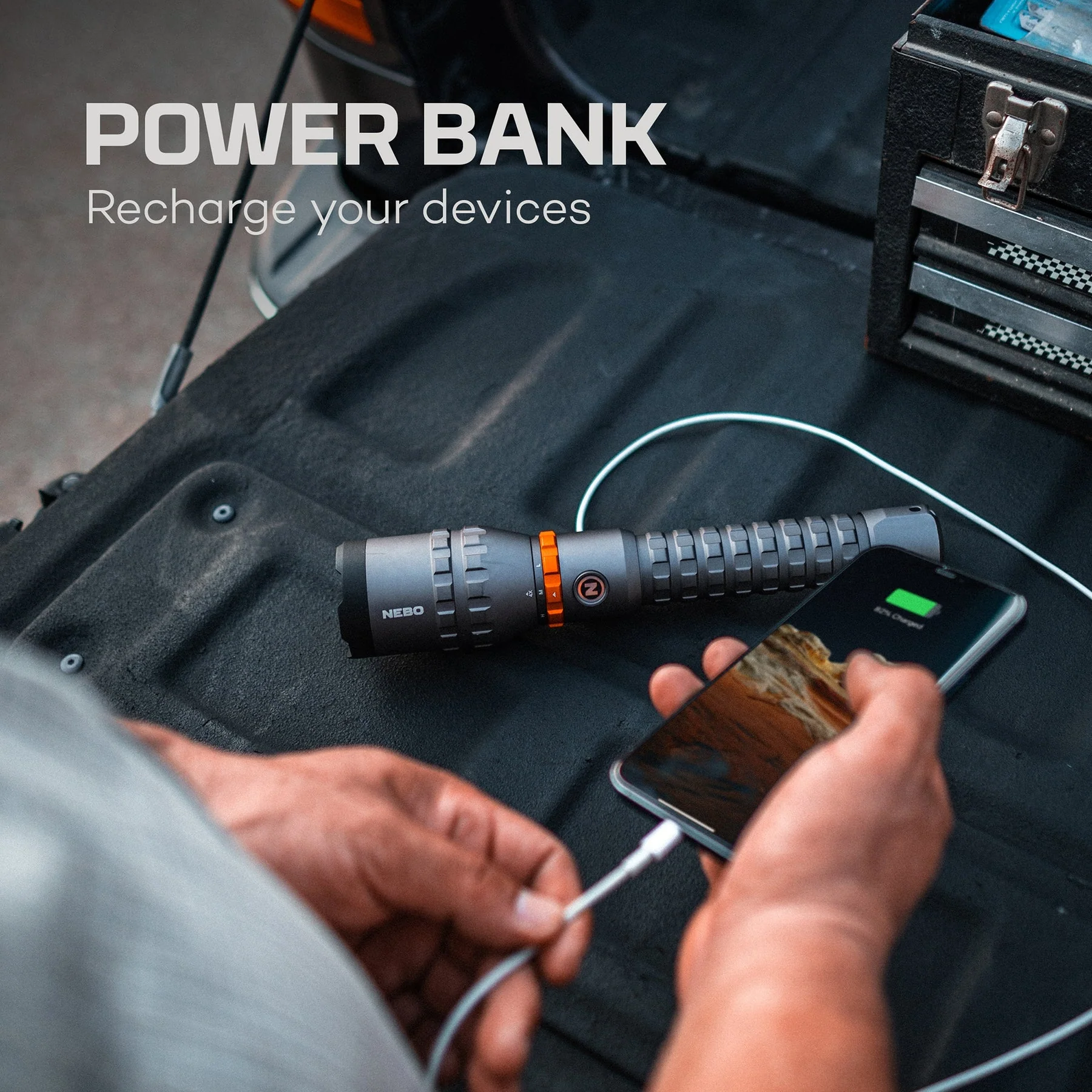 Nebo Davinci 8000 Lumen High-Powered Flashlight - Image 3