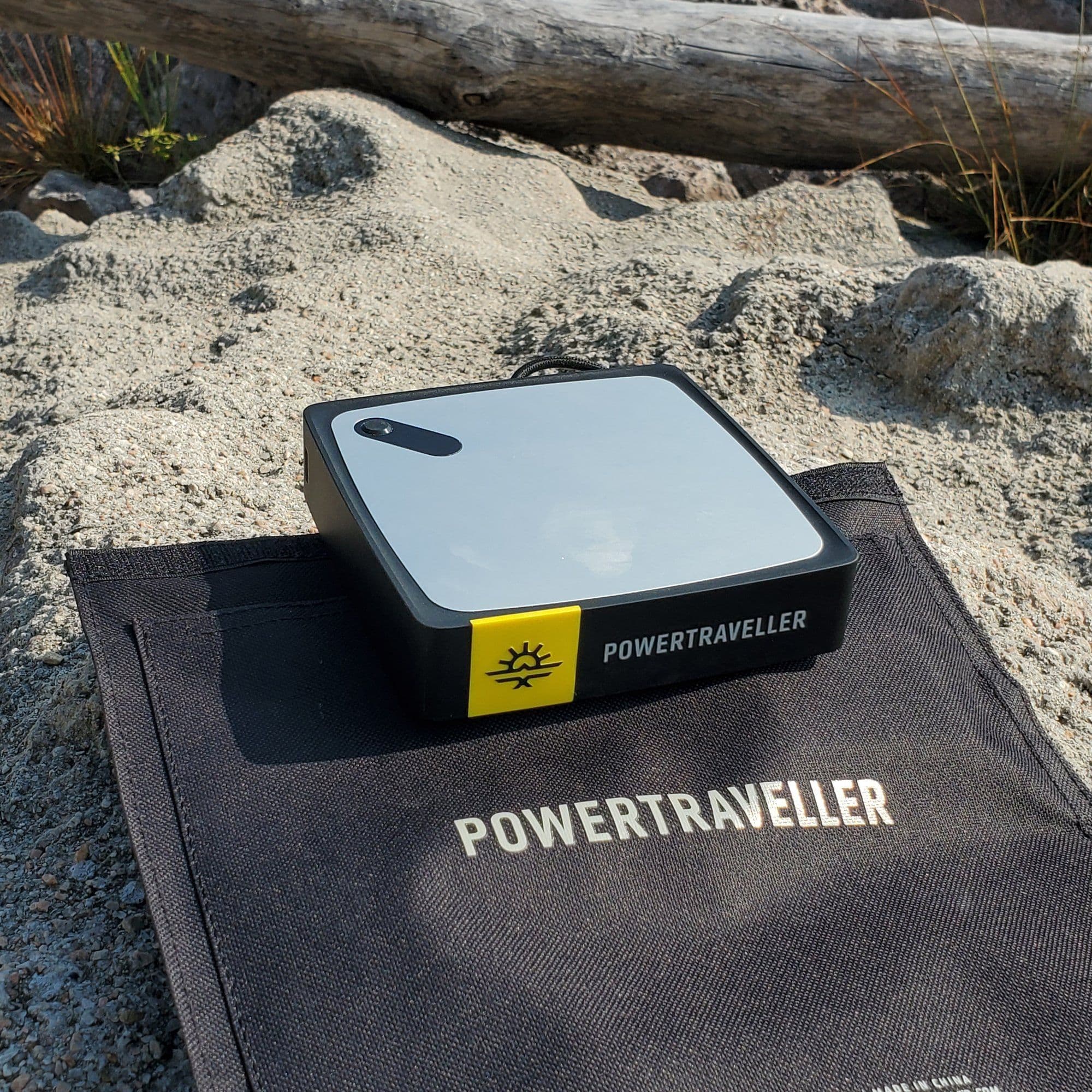 Powertraveller Phoenix 90 Multi-Voltage Charger - Image 4