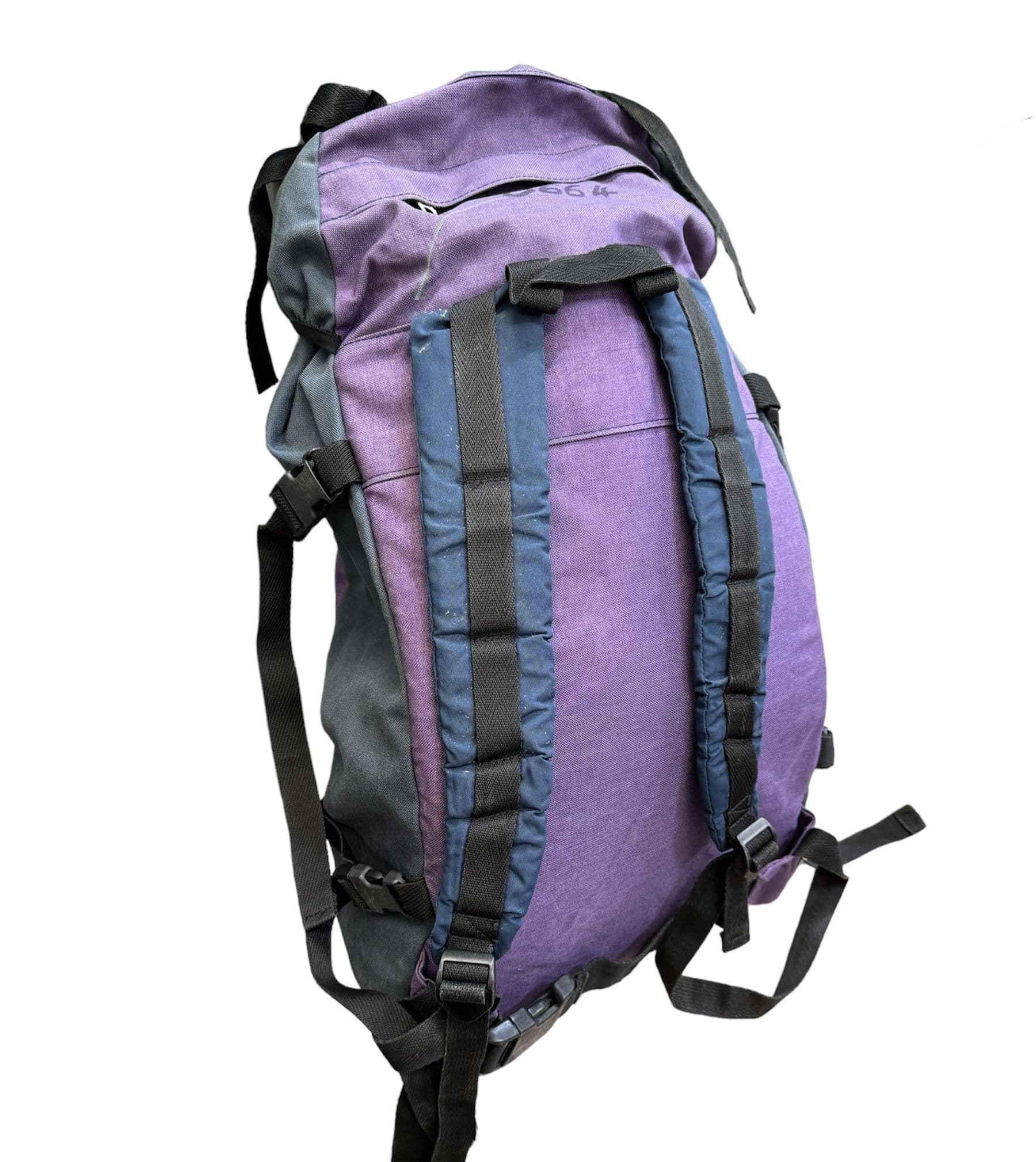 Scottish Mountain Gear Cuillin 3 42l Bag - Purple & Green - Image 2