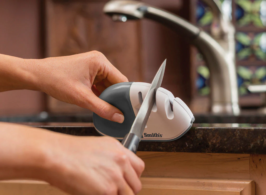 Smith's Diamond Edge Grip Max Knife & Scissors Sharpener - Image 2