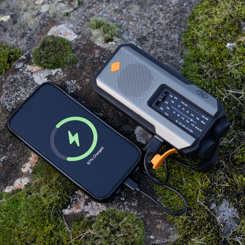 Highlander Universal Survival Emergency Power Hub (Powerbank, Torch, Radio, SOS) - Image 17