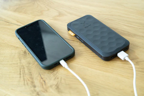 XStorm Fuel Series 5 Power Bank 20W - 10,000 mAh - Midnight Black - Image 5