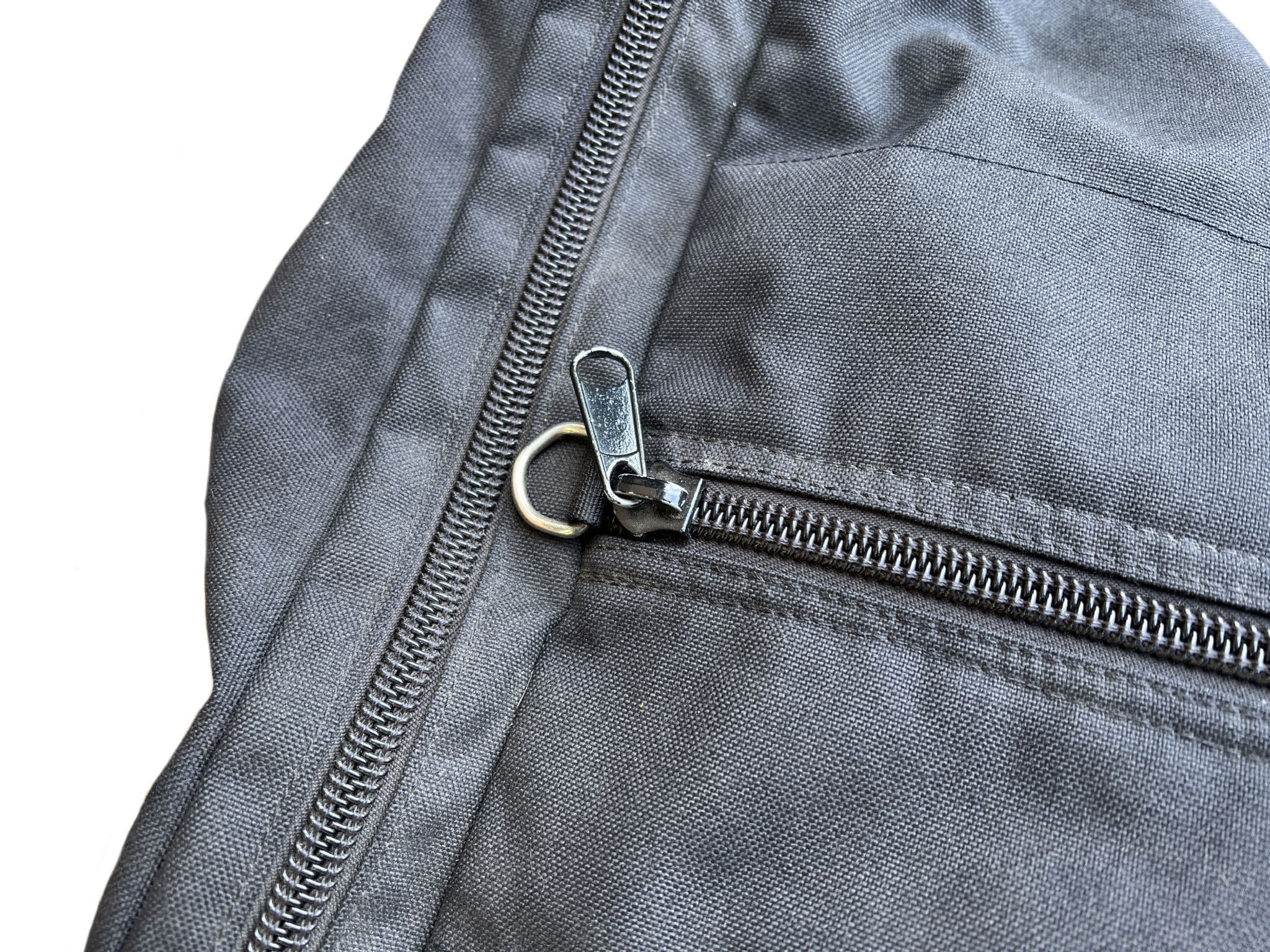 XXL Riot Police Huge Black 200L Holdall - Image 4