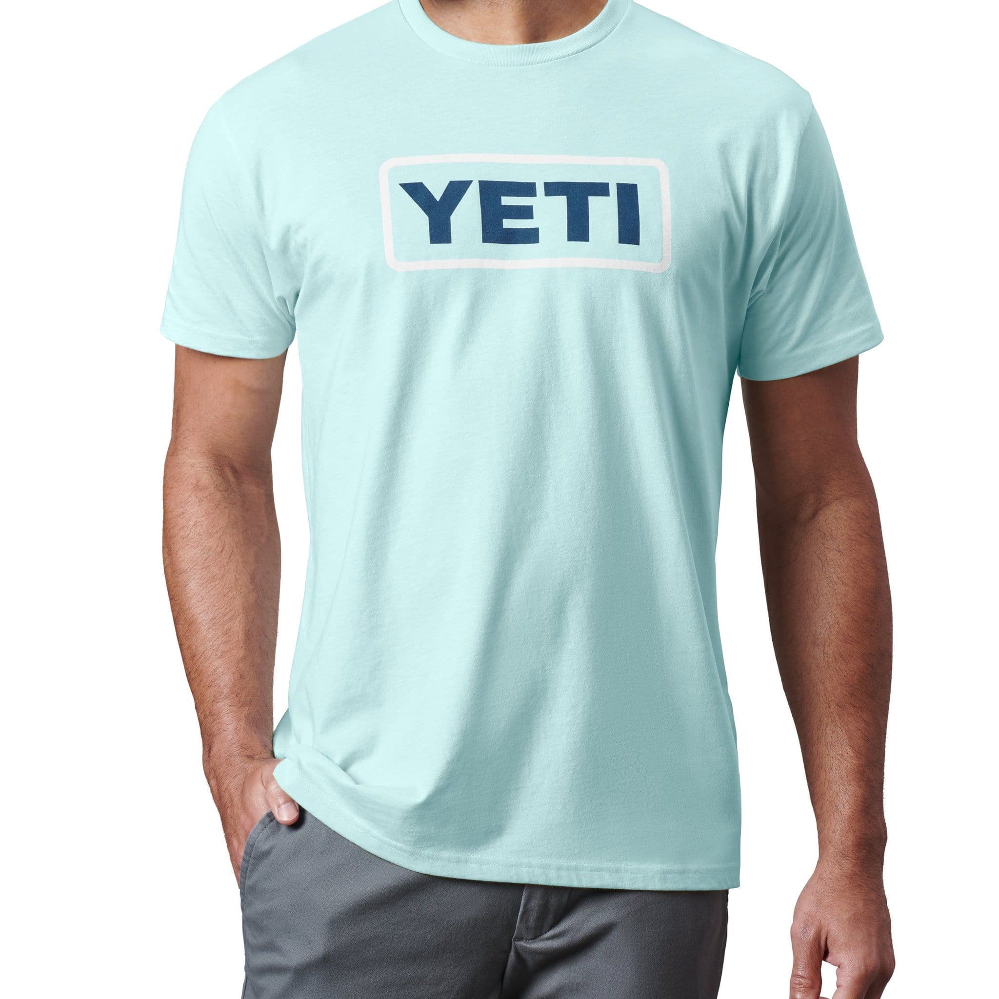 YETI Premium Logo Badge S22 Short Sleeve T-Shirt - Light Blue - Image 2