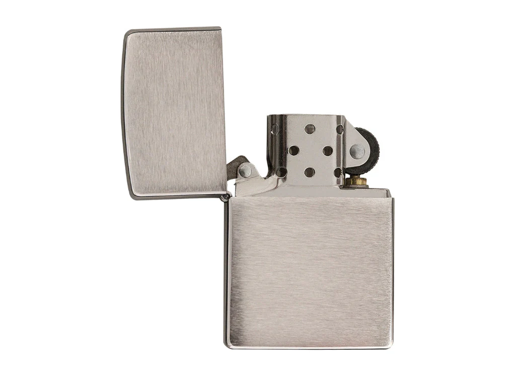 Zippo Classic Brushed Chrome Lighter - Image 2